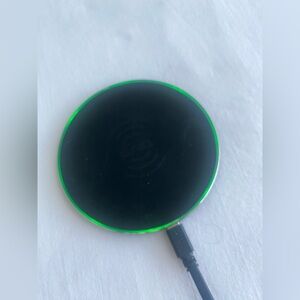 Tzumi Fast Wireless Charger w/ Green LED Ring + Wall Adapter – Qi Charging Pad